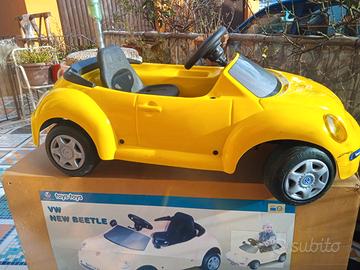 auto a pedali woswaghen maggiolino