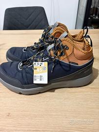 Scarpe sa trekking Quechua Waterproof nuove