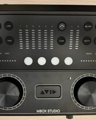 Avid Mbox Studio + ProTools Studio