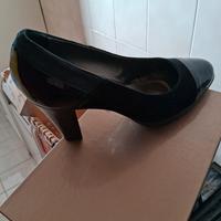 scarpe nere