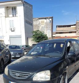 Kia Carens CRDI HARMONI Diesel