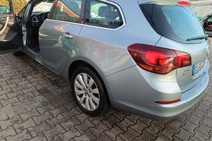 Opel Astra sport Tourer