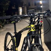 Bici elettrica MTB VKT Vektor Arrow 29” rockshox