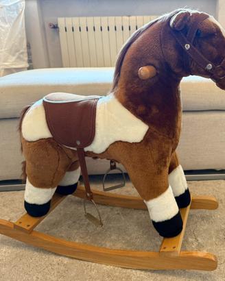 Dondolo cavallo