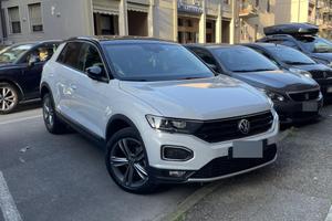 Volkswagen T-Roc 1.5 DSG ADVANCED