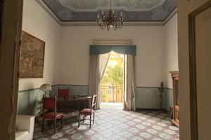 Vendita appartamento in contesto signorile
