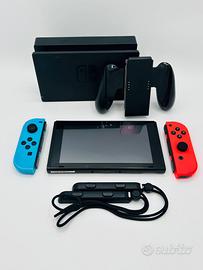 Nintendo Switch Joycon Blu/Rosso con Accessori