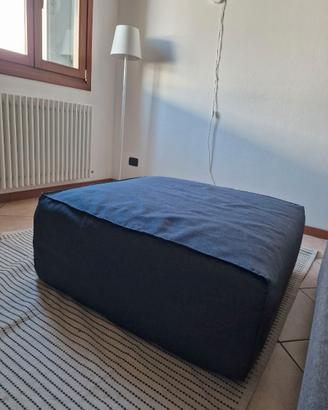 Pouf poggiapiedi per divano blu