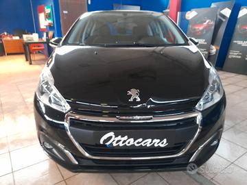 Peugeot 208 PureTech 82 5 porte Allure