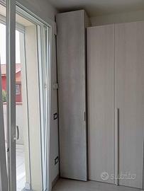 Armadio salvaspazio camera 44 cm x 259 cm.