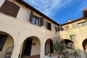 3 LOCALI A CASALROMANO