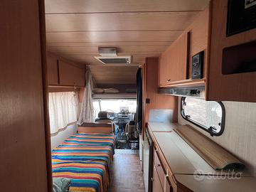 Camper Mansardato Ford transit 2.5 diesel