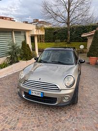 Mini Cooper D 1.6 109 CV