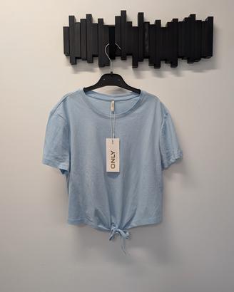 T-shirt azzurra