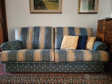 Divani 3 + 2 posti