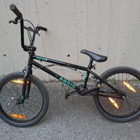 BICICLETTA BMX