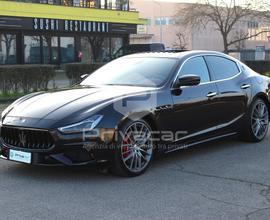 MASERATI Ghibli V6 430 CV Q4 Gransport