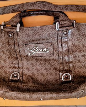 Borsa a mano e tracolla GUESS – Monogramma 4G 