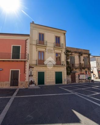 2 LOCALI A CASAGIOVE