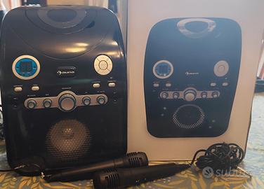 Karaoke e cassa con microfono