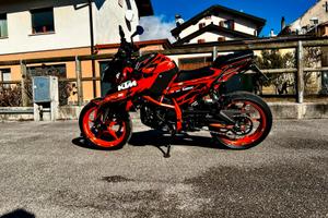 Ktm 390 duke 2024