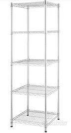 Scaffale in acciaio cromato.