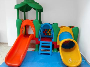 Play ground  scivolo gonfiabili 