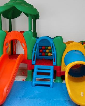 Play ground  scivolo gonfiabili 