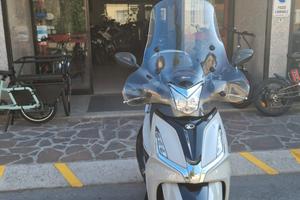 Kymco Agility 300i grigio gesso 2020