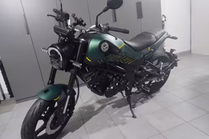 Benelli Leoncino 125 verde - anno 2023 - 7210km