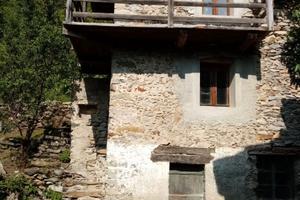 Rustico da ristruttrare