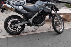 Bmw gs 650 dakar