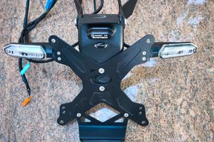 Portatarga regolabile Evotech 
