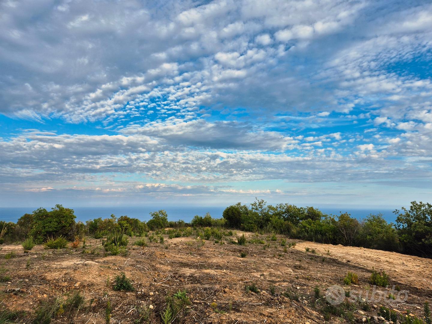 Terreno con progetto di villa certificato di 170mq - Vista 3