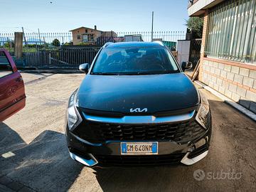 Kia Sportage mhev cambio semiautomatico 