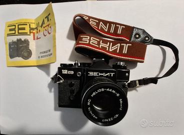 Macchina fotografica Vintage Zenit 12