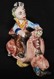 Salernitana – Ragazzo su vespa – Ceramica