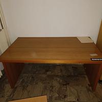 Scrivania legno massiccio