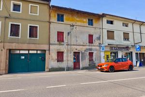 BICAMERE RUSTICO IN CENTRO - Un' da tr...