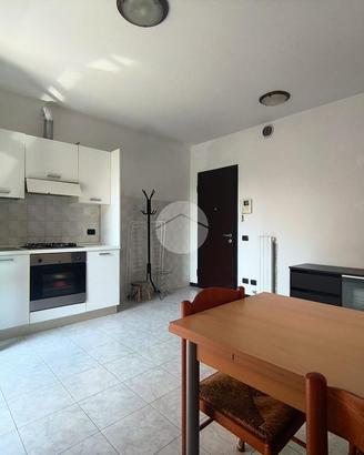 2 LOCALI A LODI