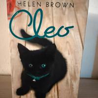 Libro intitolato “Cleo”