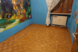 Tre camere 2 bagni cucina e salotto grande, posto