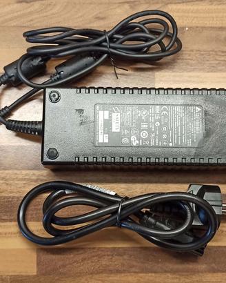 Alimentatore Delta 135W 19V per Thin Mini-ITX/PC