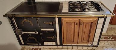 cucina completa in noce robusto con spargher