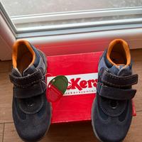 Scarpe Kickers nuove mai usate n.30 da bimbi