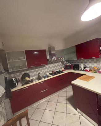 Cucina componibile inclusa dí elettrodomestici
