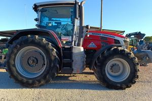 Trattore agricolo usato Massey Ferguson 8S 265 Dyn