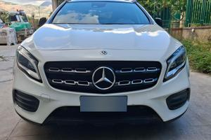Mercedes GLA