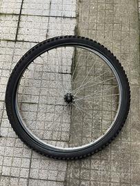 Ruota  posteriore Mountain bike 26 con copertone