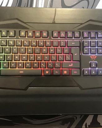 Tastiera e mouse gaming TRUST GXT